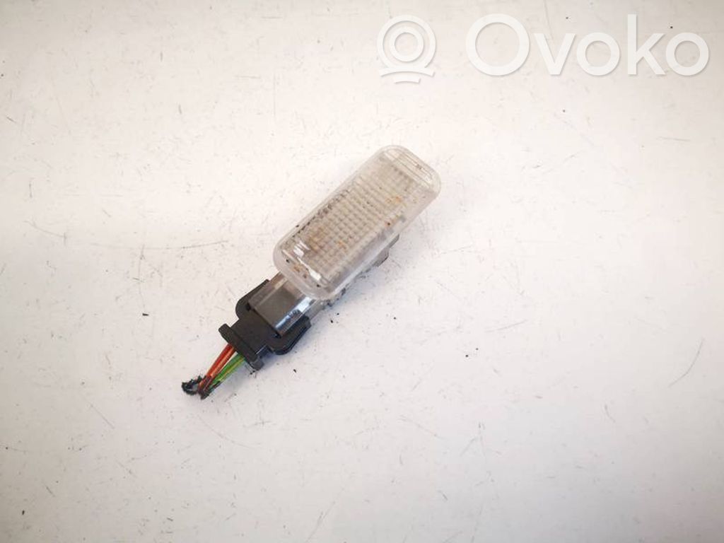 Otras luces interiores   4B0947415,4B0947415