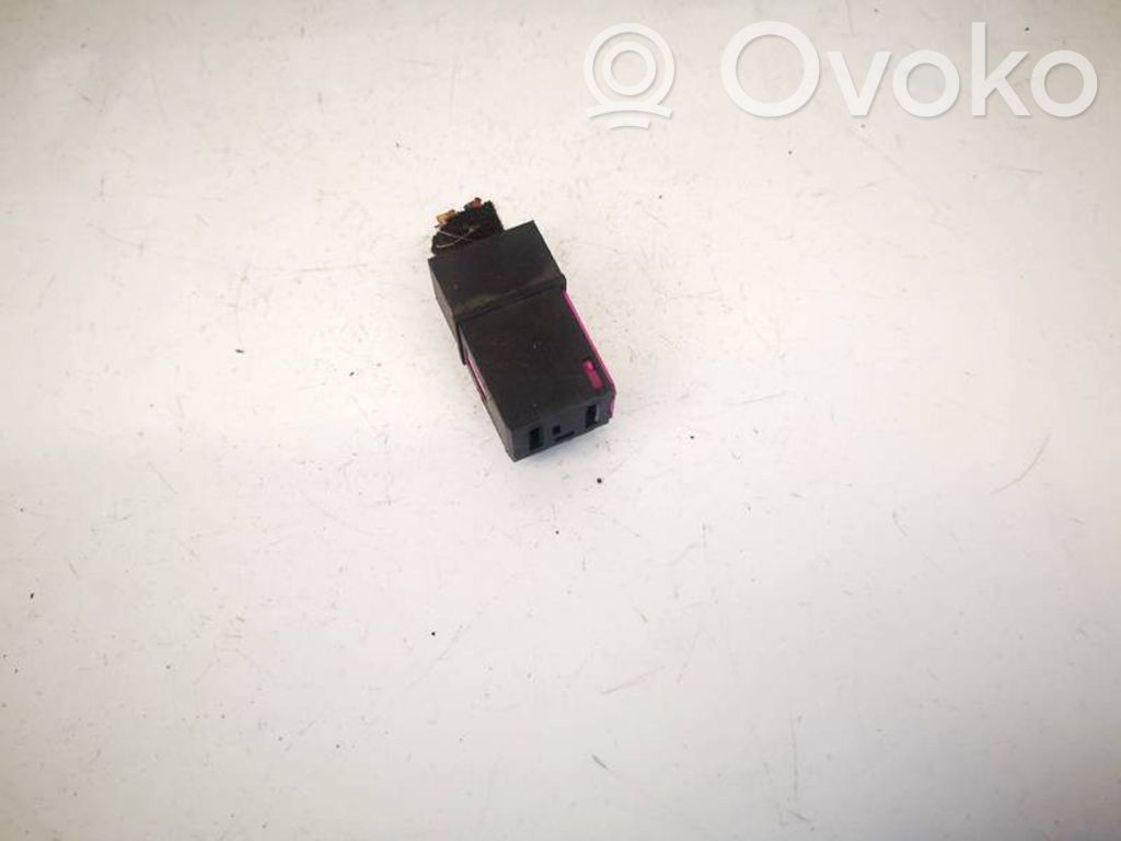 Audi A6 S6 C5 4B Sensore