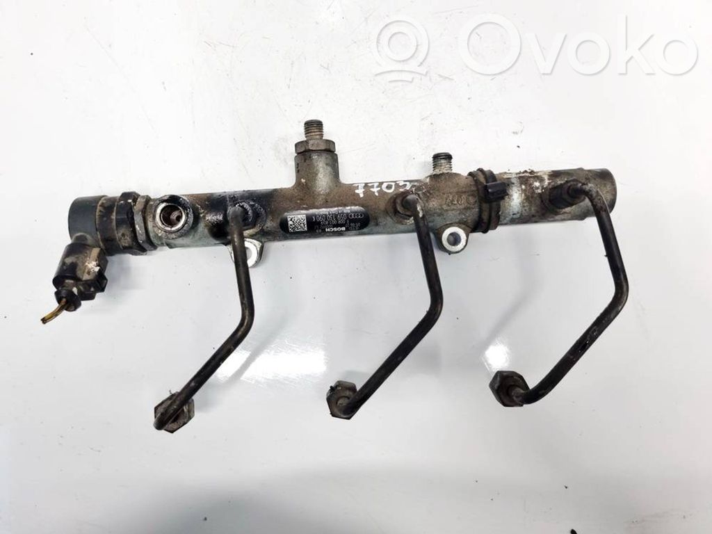 Tubo principal de alimentación del combustible   059130089K,F00R001853,059130089K,F00R001853