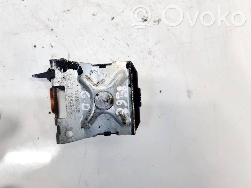 Tesla Model S Muu ulkopuolen osa 