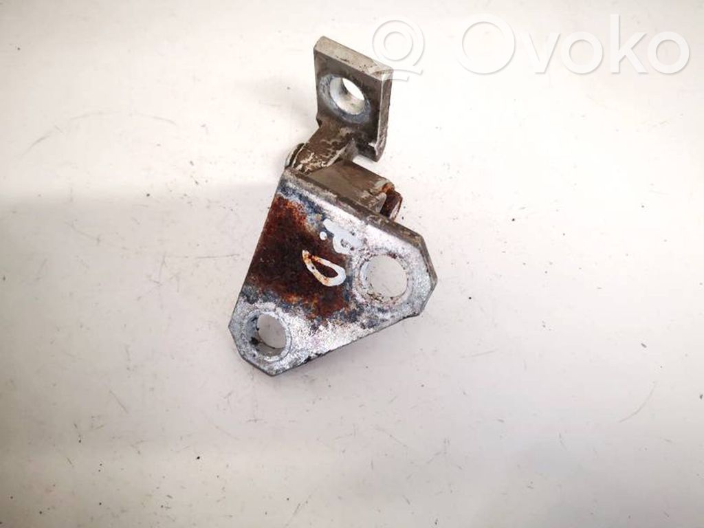 Volkswagen PASSAT B6 Etuoven yläsarana 
