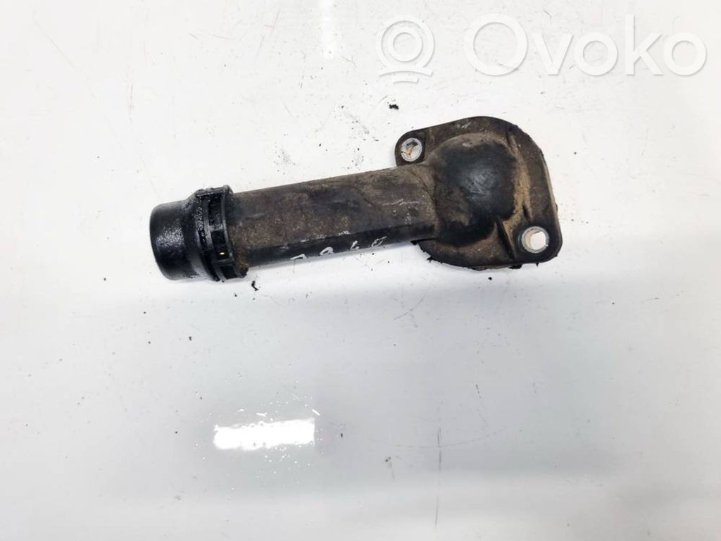 Volkswagen Golf V Tubo flessibile del liquido di raffreddamento del motore