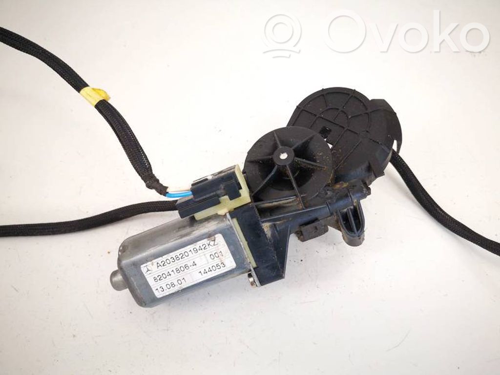 Mercedes-Benz C W203 Motor reglare scaun 