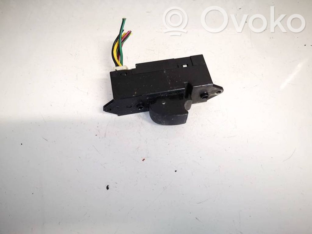 Interruptor del elevalunas eléctrico   MR587880,MR587880