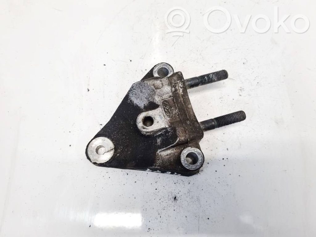Ford Mondeo Mk III Engine mounting bracket 