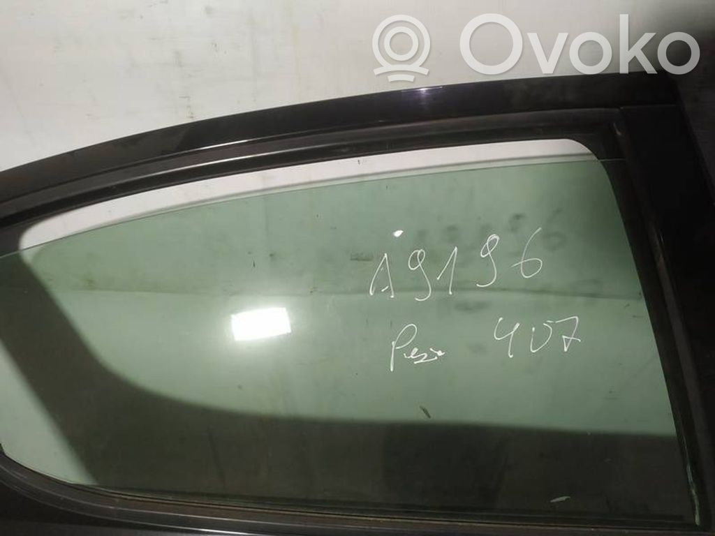 Peugeot 407 Vitre de fenêtre porte arrière