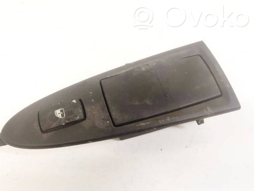 Comutator comandă geamuri electrice   C723,C723