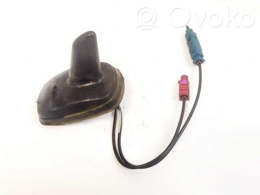 Volkswagen Touran I Antenne GPS