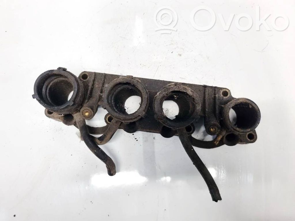 Volkswagen PASSAT B5 Collettore di aspirazione 