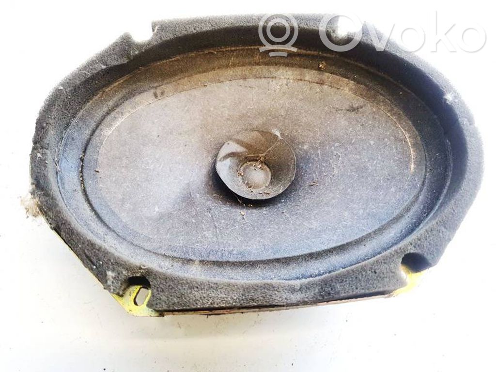 Etuoven kaiutin   G07B66960A,G07B66960A