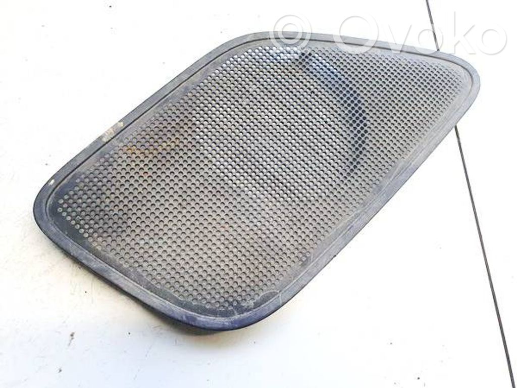Ford Galaxy Sivukaiuttimen suoja 