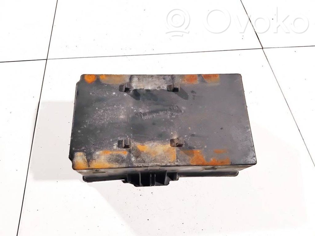 Ford Mondeo Mk III Vassoio scatola della batteria 