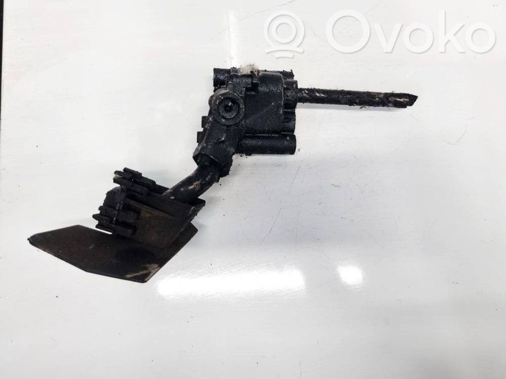 Audi A4 S4 B5 8D Pompă ulei 