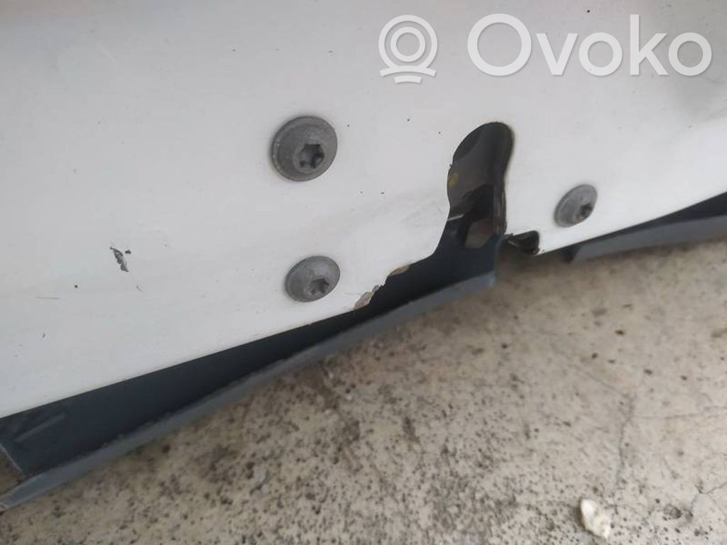 Cerradura de puerta delantera