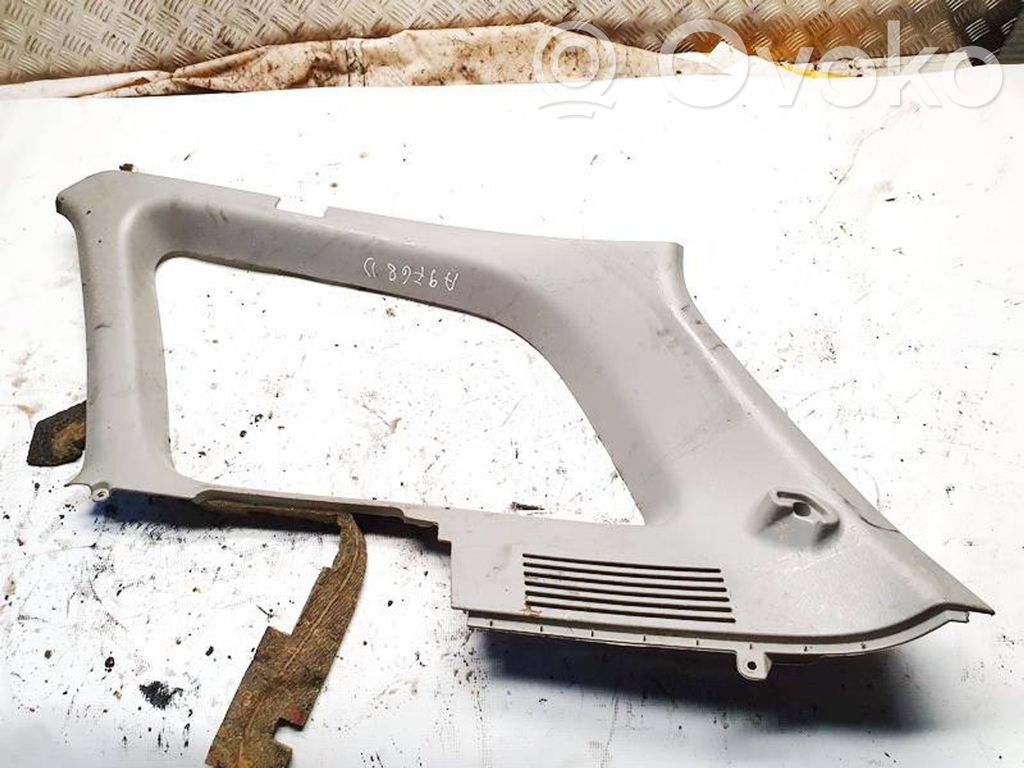 Toyota Avensis T220 Altra parte interiore