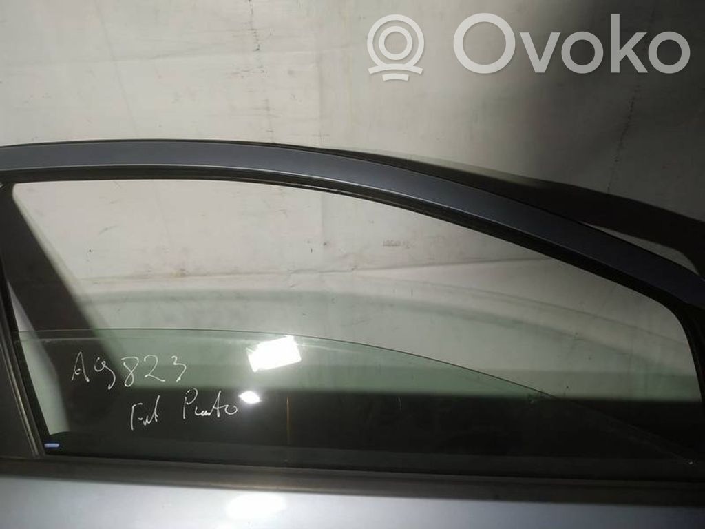 Fiat Punto (188) Vetro del finestrino della portiera anteriore - quattro porte