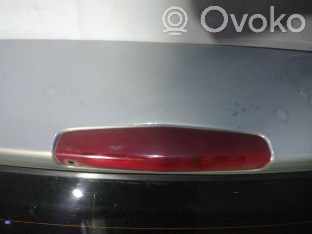 Opel Astra H Troisième feu stop 