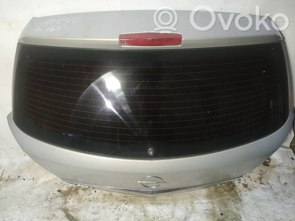 Opel Astra H Takaluukun/tavaratilan kansi 