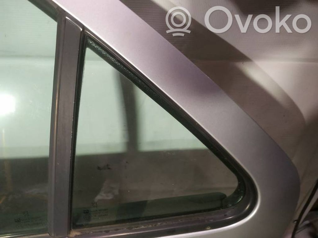 Peugeot 406 Fenêtre latérale vitre arrière