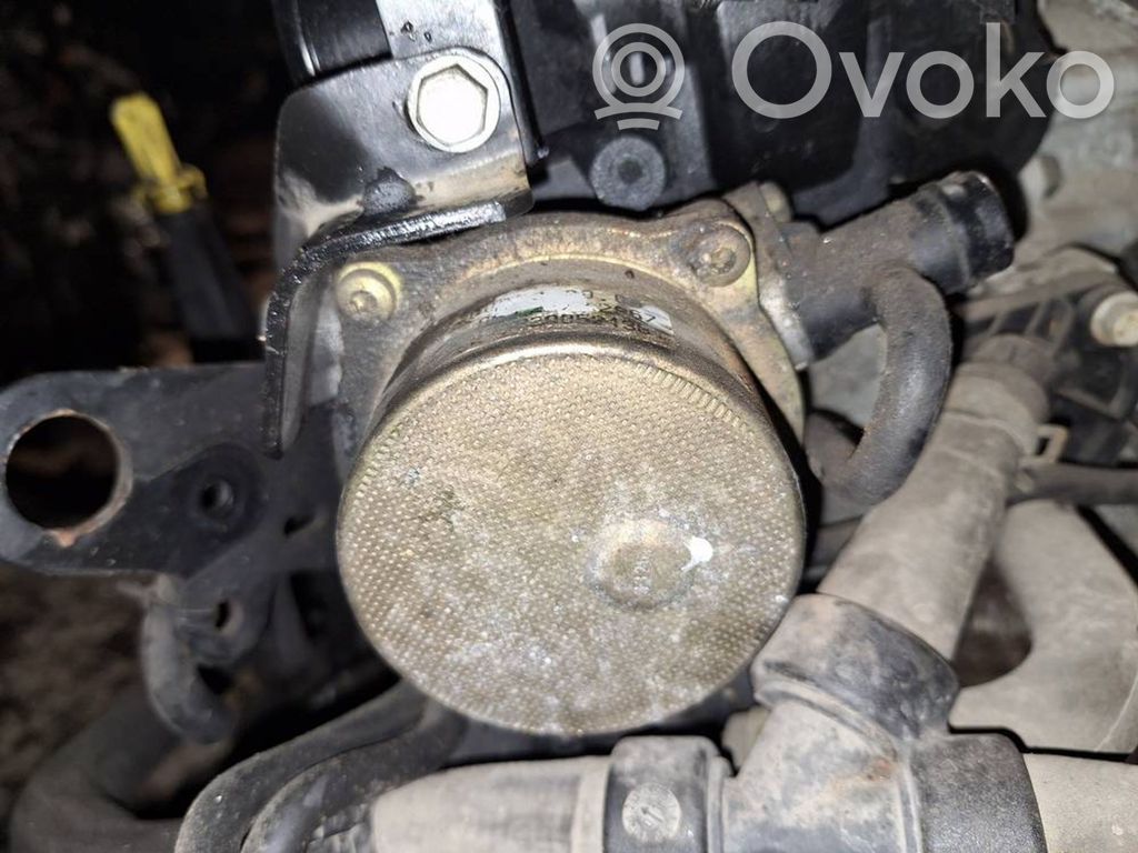 Bomba de vacío   8200521381,8200521381