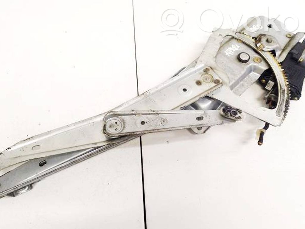 Opel Vectra B Alzacristalli del portellone scorrevole con motorino