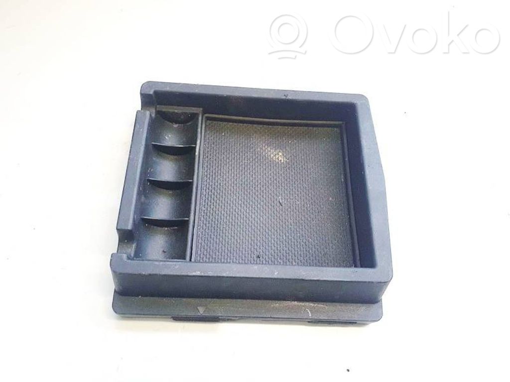 Guantera   S22005770,S22005770