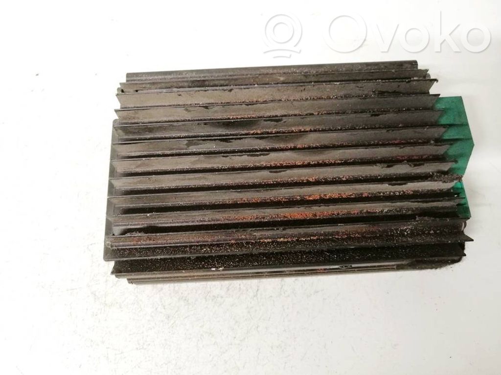 Mercedes-Benz E W210 Sound amplifier 