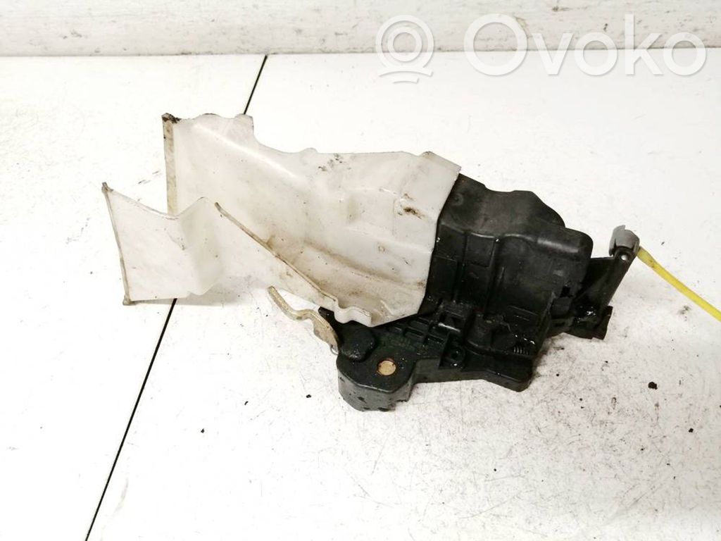 Mercedes-Benz E W210 Serratura portiera anteriore
