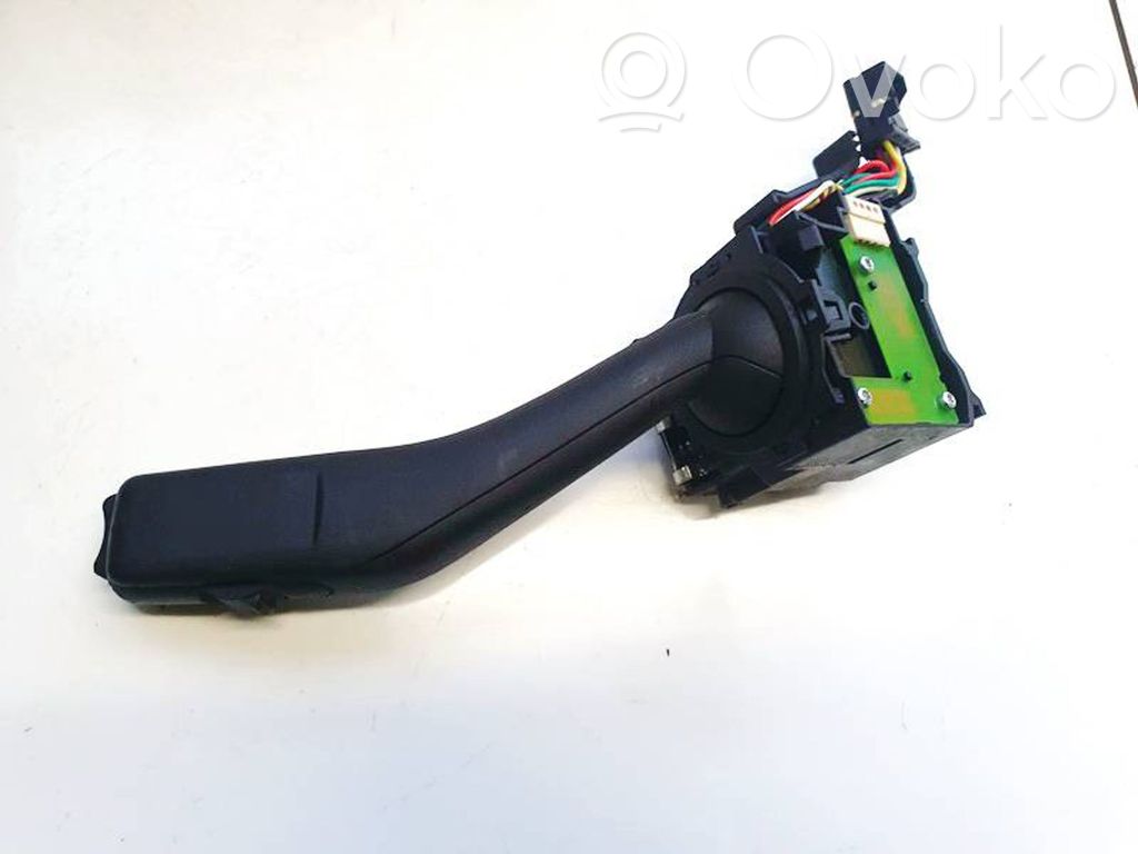 Volkswagen Golf VI Manetă semnalizator 
