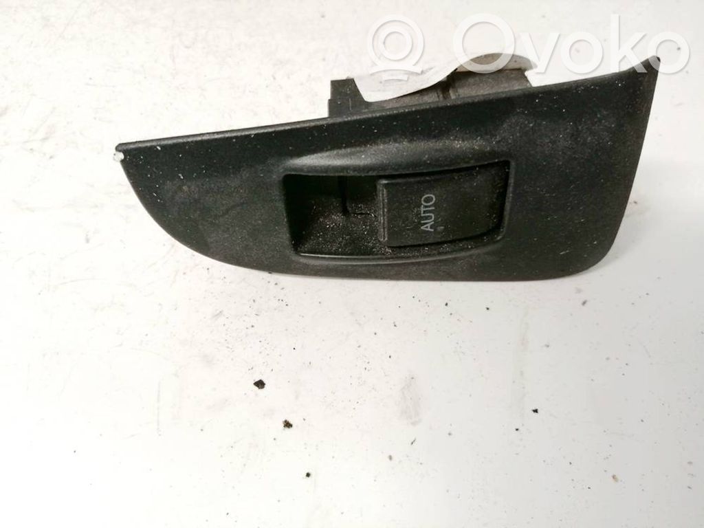 Toyota Avensis T250 Interrupteur commade lève-vitre 