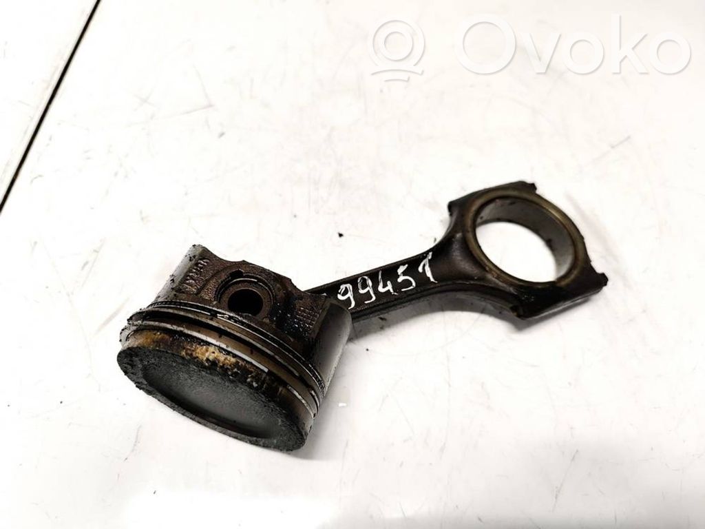 Audi A4 S4 B5 8D Pistón con biela 