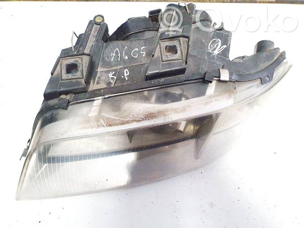 Audi A6 S6 C5 4B Scheinwerfer 