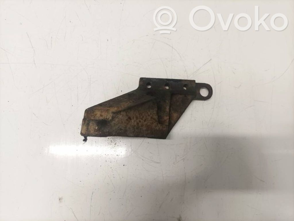 Engine mounting bracket   9156985,9156985