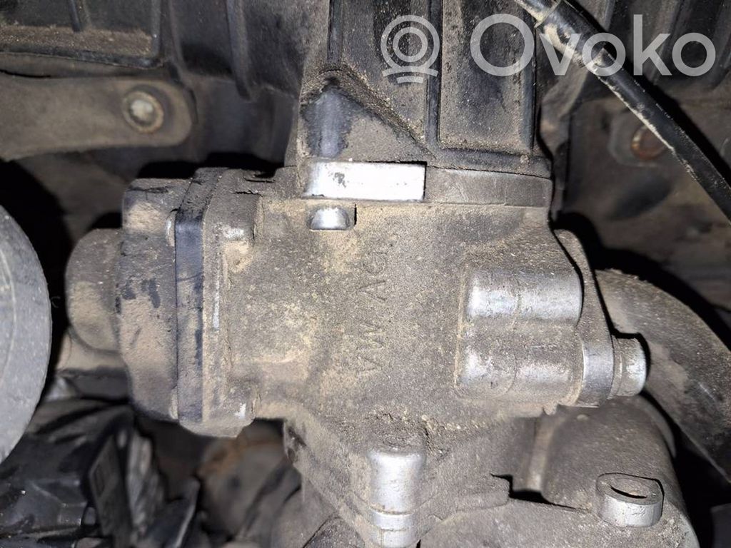 Volkswagen PASSAT B6 Soupape vanne EGR