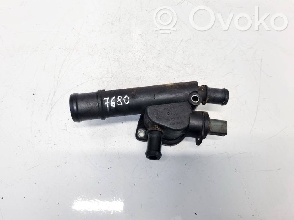 Volkswagen Caddy Tubo flessibile del liquido di raffreddamento del motore