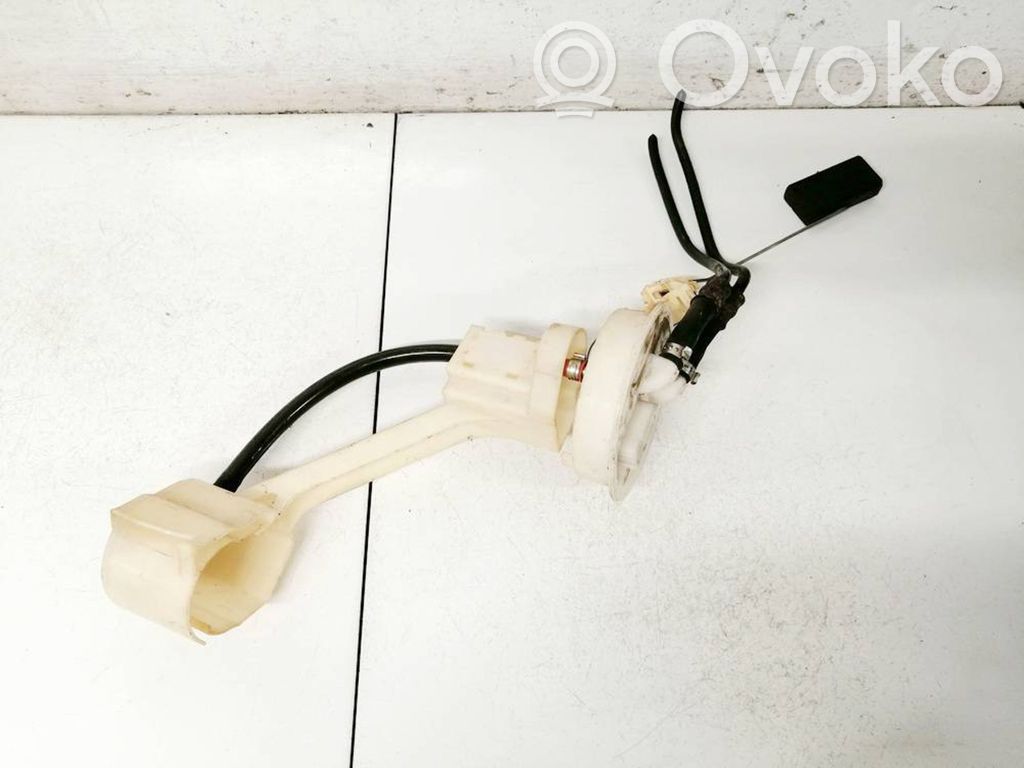 Volkswagen PASSAT B5 Fuel level sensor 