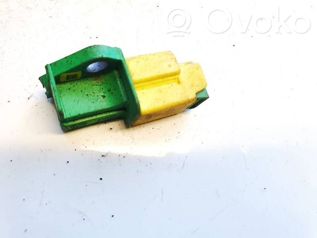 Volkswagen Golf V Senzor impact/declanșare airbag 