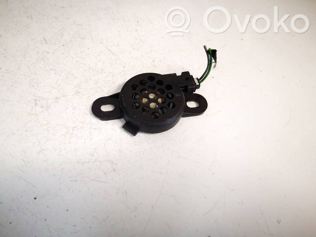 Volkswagen PASSAT CC Haut-parleur de porte avant