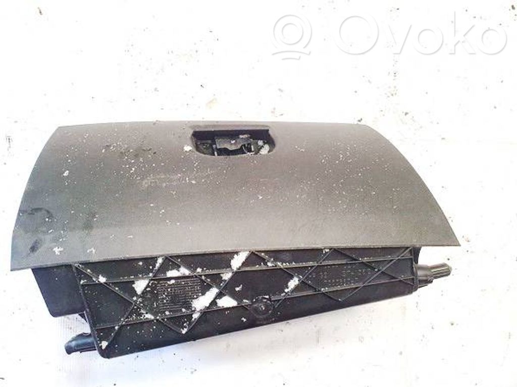 Fiat Grande Punto Guantera 
