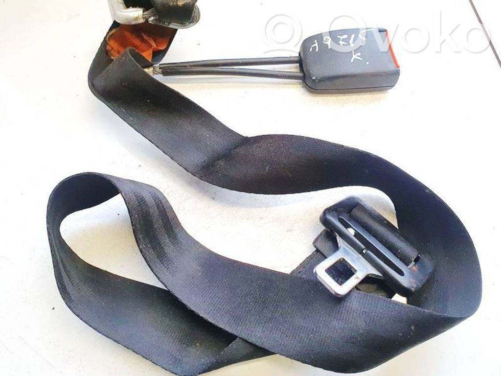 Volkswagen Golf III Cinturón trasero 