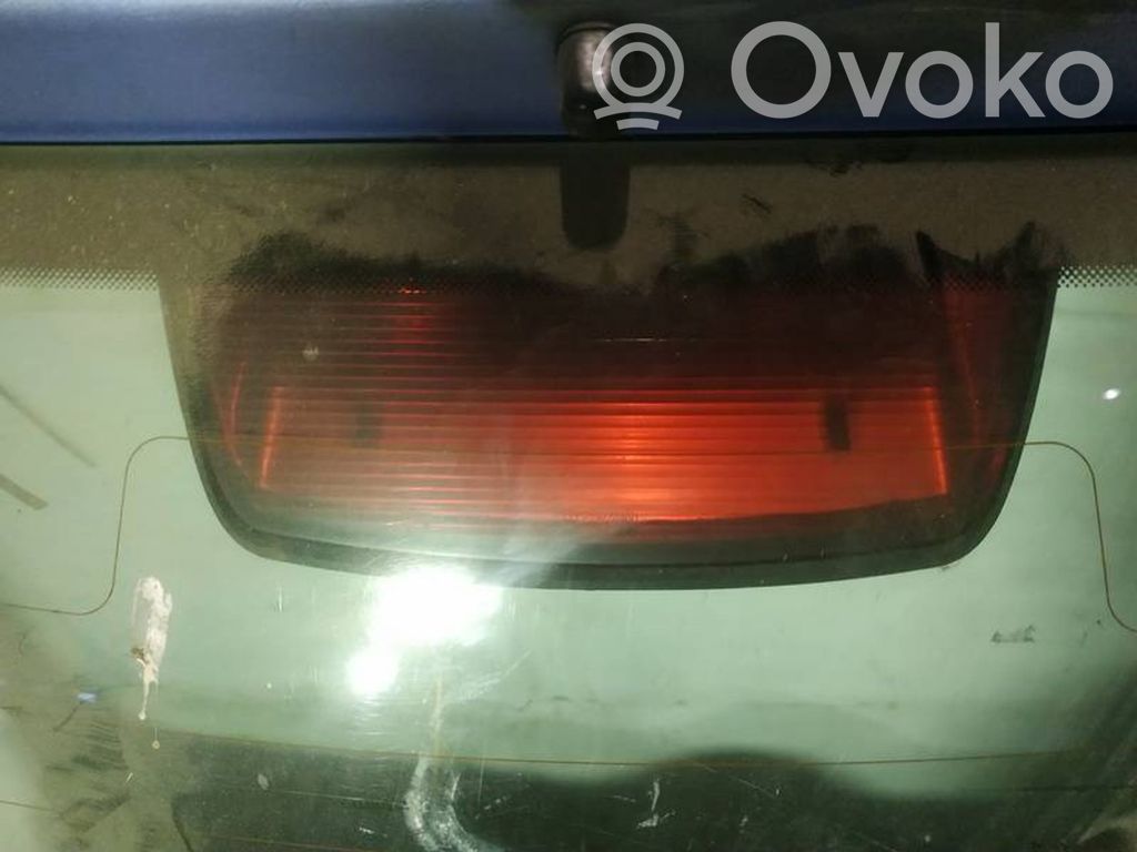 Nissan Micra Troisième feu stop