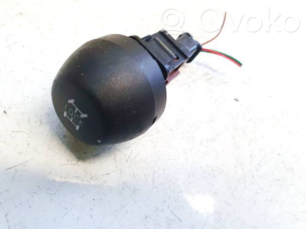Interruptor de control de tracción (ASR)   15B116,15B116