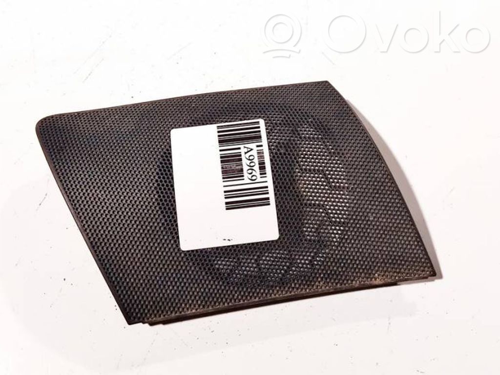 Toyota Aygo AB10 Capac/ramă difuzor lateral 