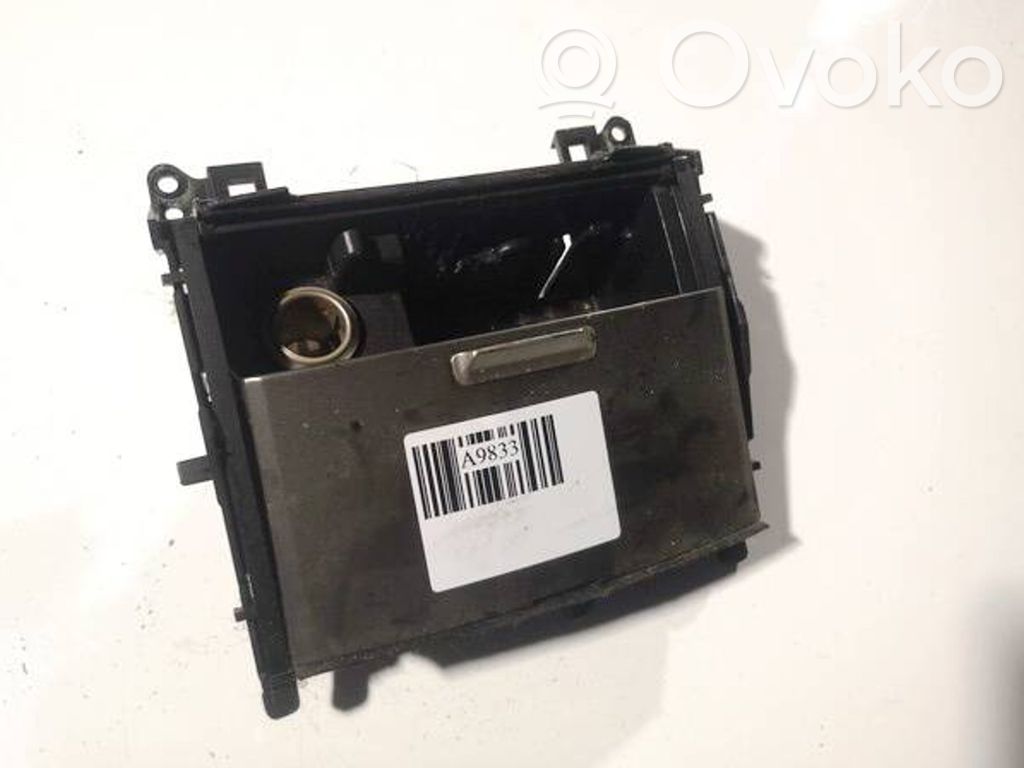 Lexus IS 220D-250-350 Posacenere auto