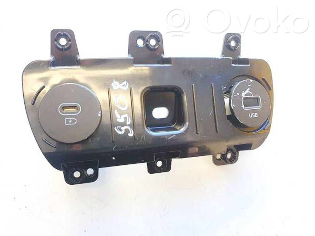 Enchufe conector USB   96125CV000,96125CV000,96123CV910,96125CV000,96125CV000