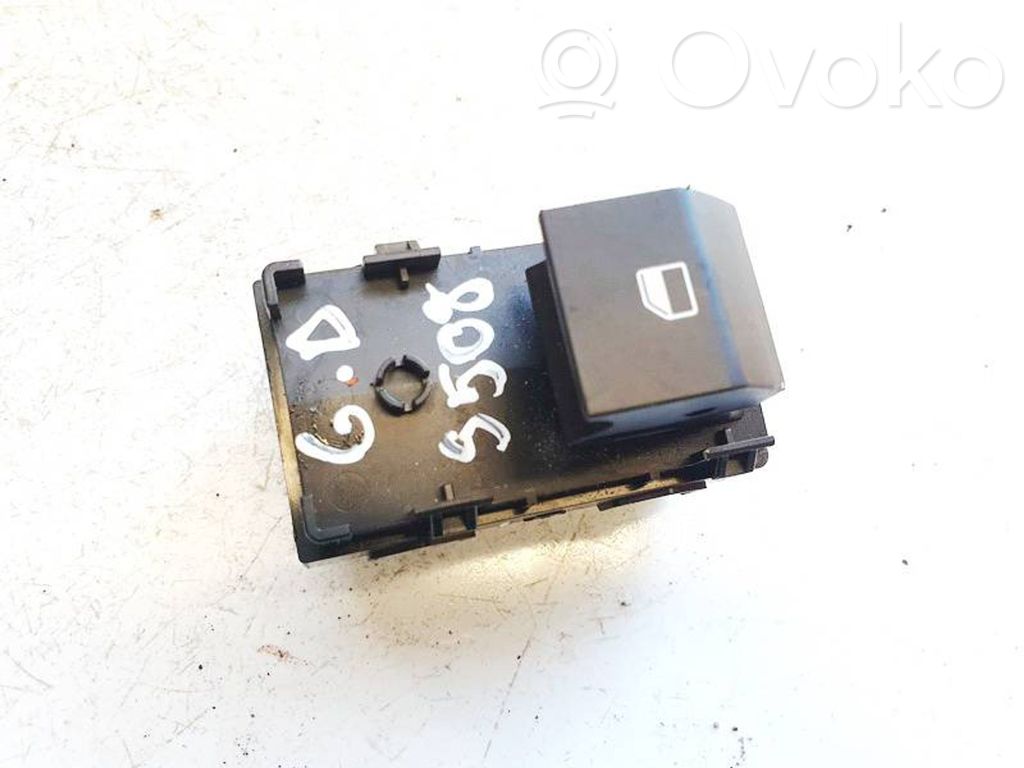 Interrupteur commade lève-vitre   93581CV000,LK10522679,93581CV000,LK10522679