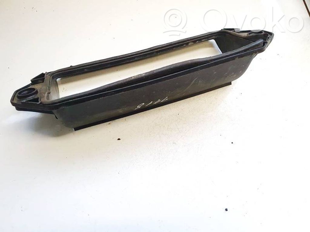 Opel Corsa D Ilmanoton kanavan osa 