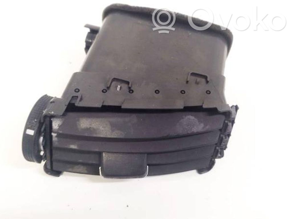 Toyota Corolla Verso AR10 Griglia di ventilazione centrale cruscotto 