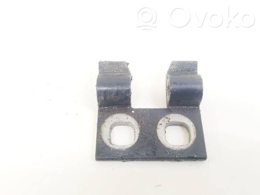 Charnière supérieure de porte avant   A046574,A046574