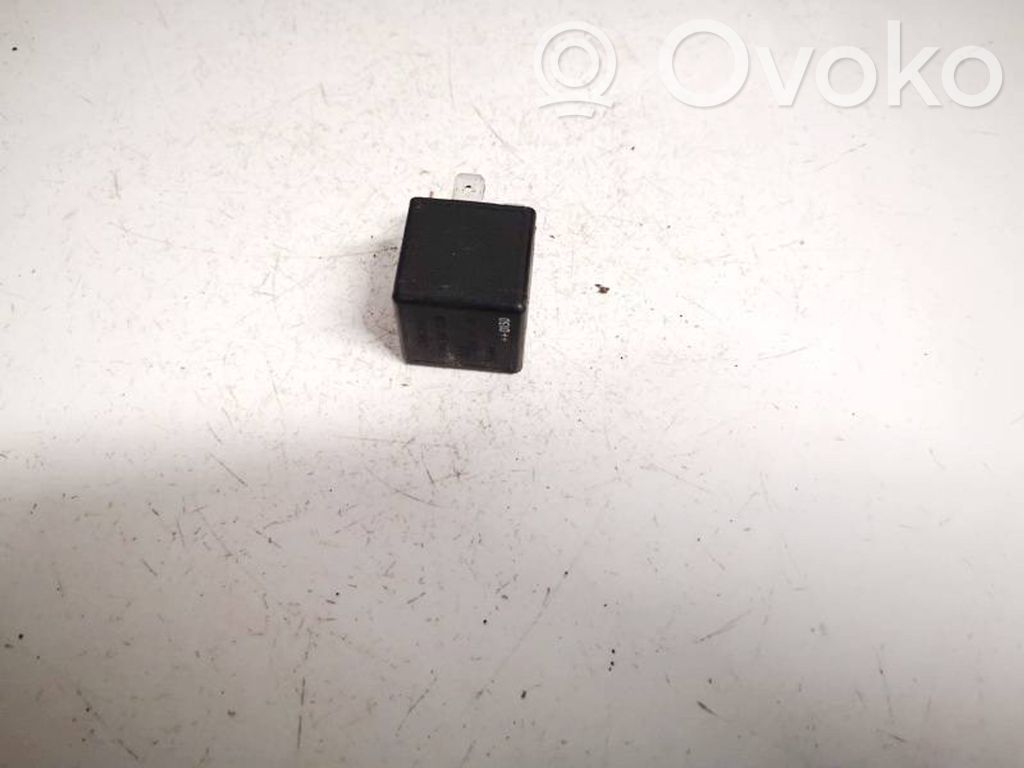 Altri relè   90464760,V23134K52X220,90464760,V23134K52X220